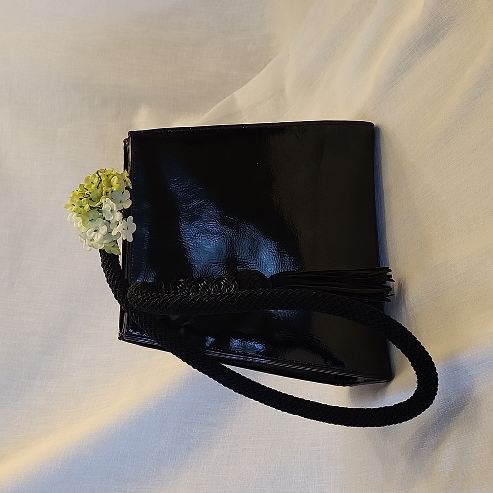 Sondra Roberts Vintage Black Patent Leather Shoulder Bag, $50 - Picture 5 of 14
